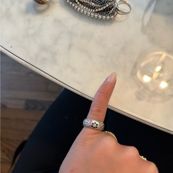 Costume Jewelry Rings - Picture 5 of 7